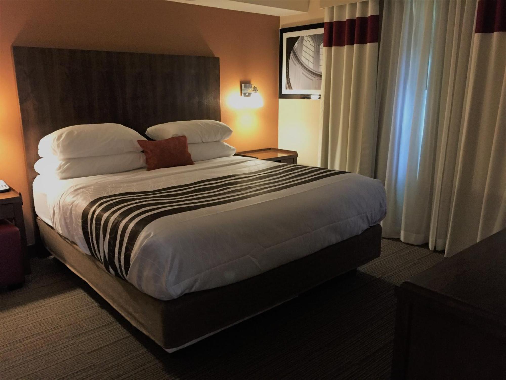 Waterloo Suites Hotel, Trademark Collection By Wyndham Eksteriør billede